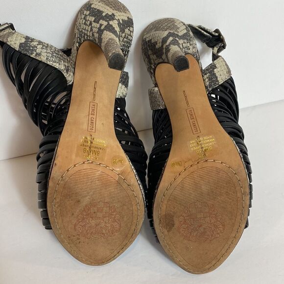 Vince Camuto black leather faux snake skin heels size 8 M - Picture 9 of 10